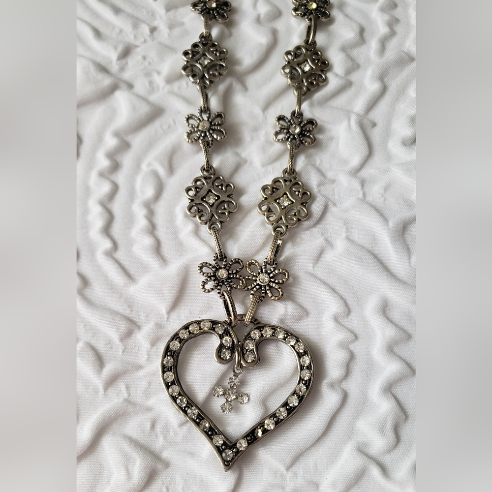 F.A.I.T.H heart necklace